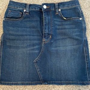 Jean Mini Skirt Size 27, comparable to a 4